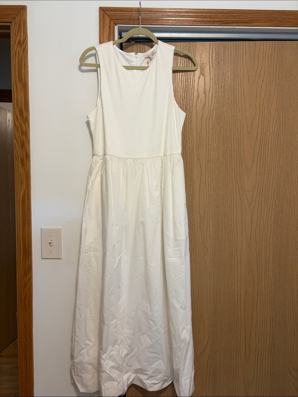 Skies Are Blue Sleeveless White Maxi Dress
